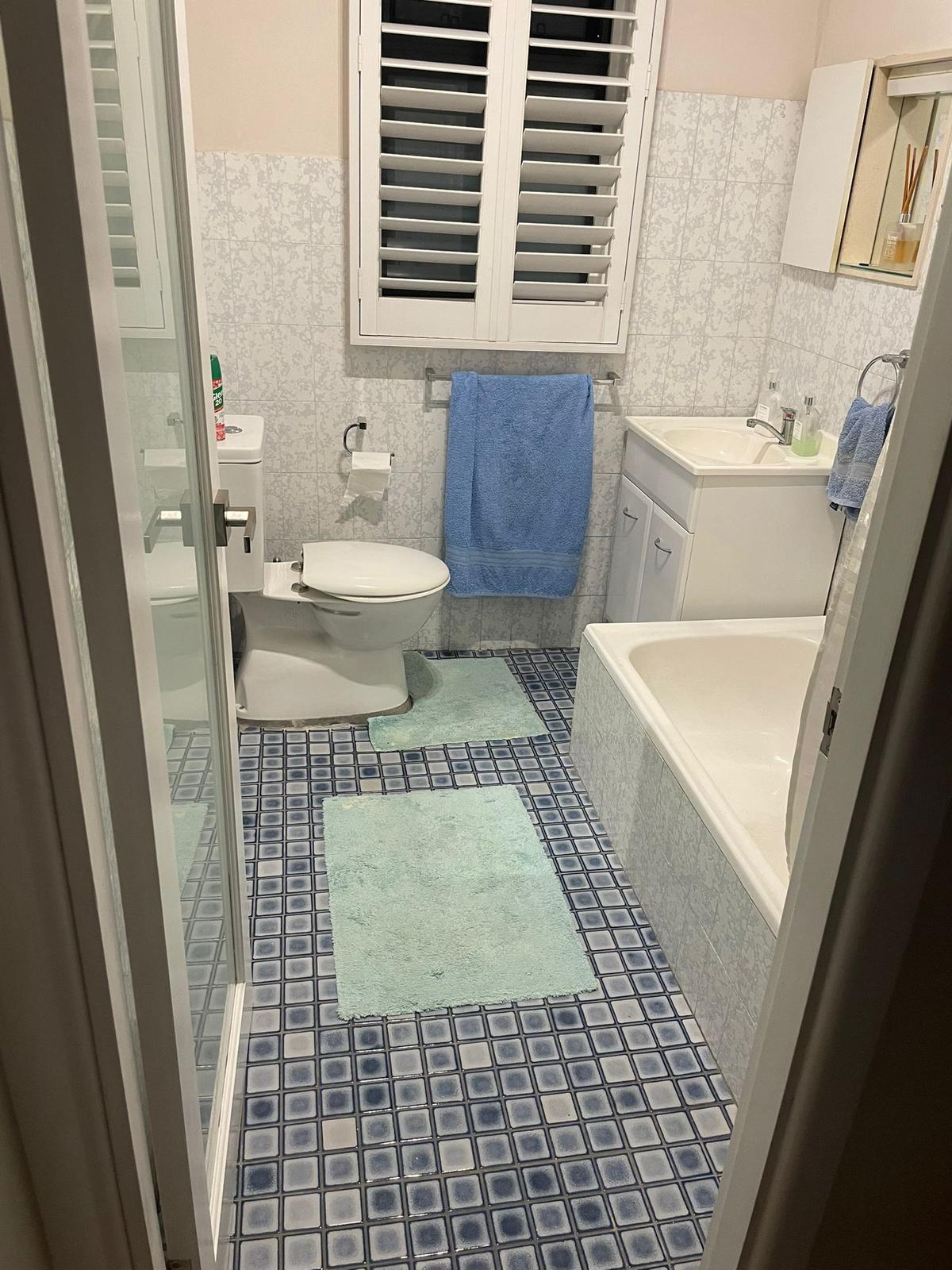 Modern Minimalist - Before